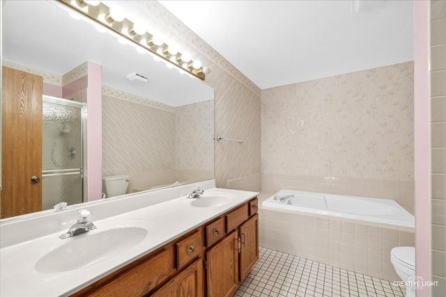 63 Jericho Lane 63, Batavia, IL 60510
