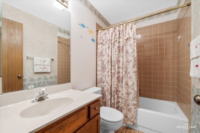 63 Jericho Lane 63, Batavia, IL 60510