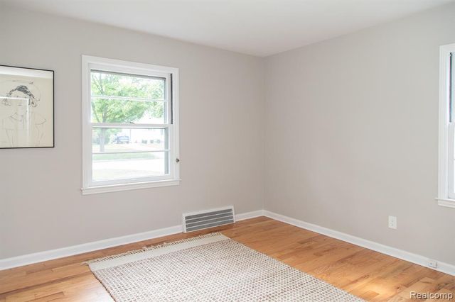 4056 Robina Avenue, Berkley, MI 48072