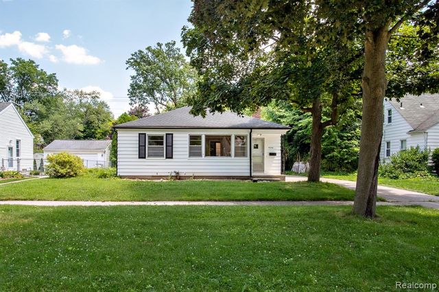 4056 Robina Avenue, Berkley, MI 48072