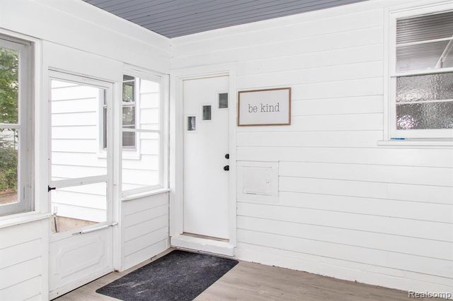 4056 Robina Avenue, Berkley, MI 48072