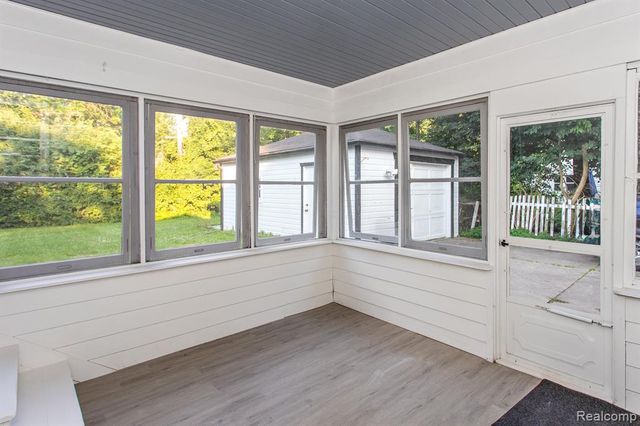4056 Robina Avenue, Berkley, MI 48072