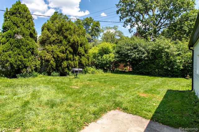 4056 Robina Avenue, Berkley, MI 48072