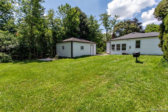 4056 Robina Avenue, Berkley, MI 48072