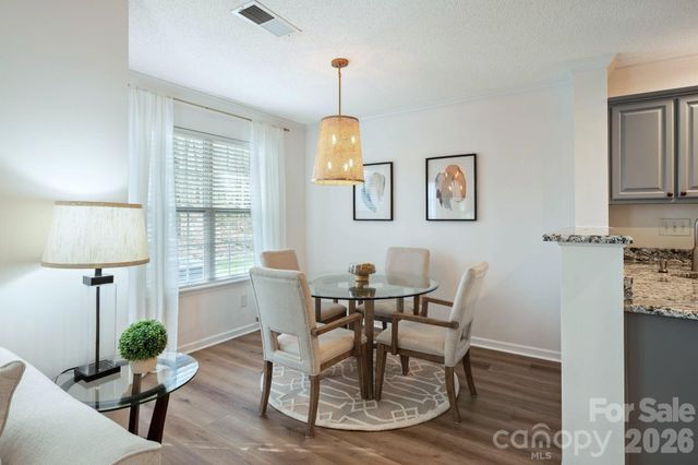 9977 Reindeer Way Lane, Charlotte, NC 28216