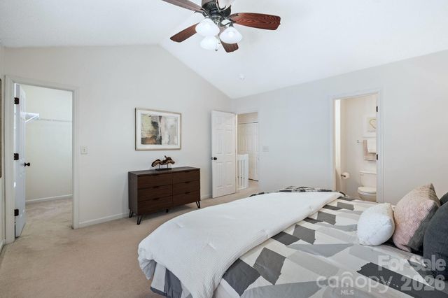 9977 Reindeer Way Lane, Charlotte, NC 28216