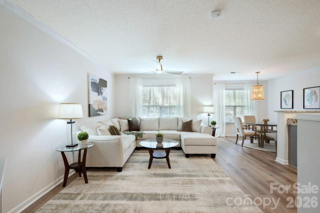 9977 Reindeer Way Lane, Charlotte, NC 28216