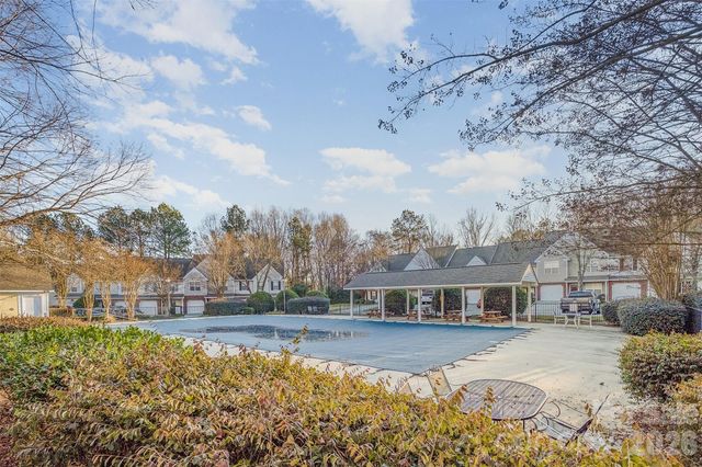 9977 Reindeer Way Lane, Charlotte, NC 28216