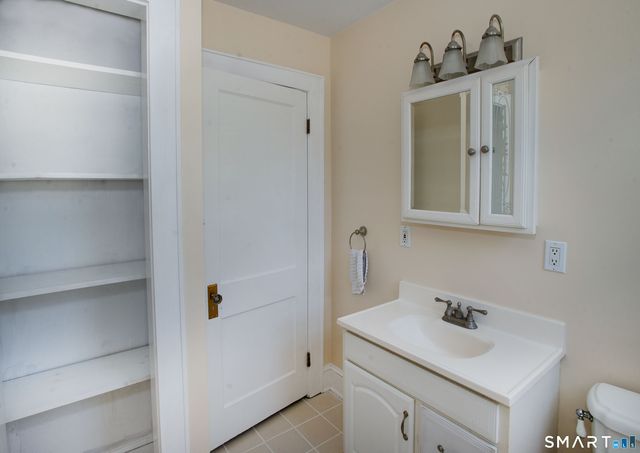 159A Barry Avenue, Ridgefield, CT 06877