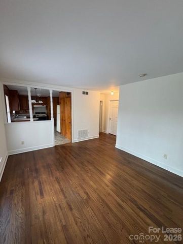 2929 Amity Garden Court, Charlotte, NC 28205