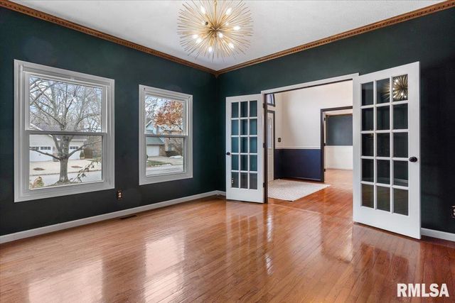 2315 CHESAPEAKE Landing, Springfield, IL 62712