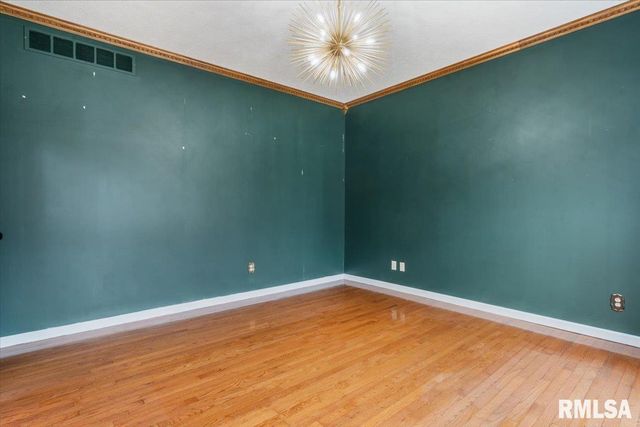 2315 CHESAPEAKE Landing, Springfield, IL 62712