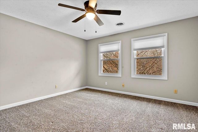 2315 CHESAPEAKE Landing, Springfield, IL 62712