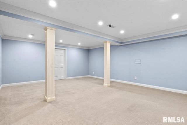 2315 CHESAPEAKE Landing, Springfield, IL 62712