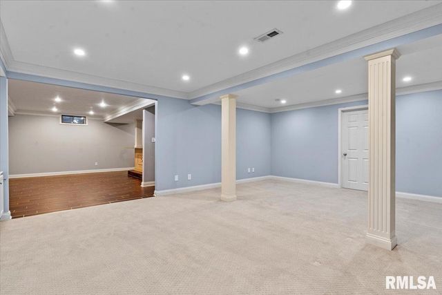 2315 CHESAPEAKE Landing, Springfield, IL 62712