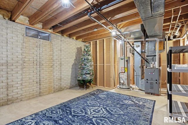 2315 CHESAPEAKE Landing, Springfield, IL 62712