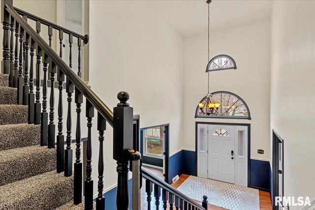 2315 CHESAPEAKE Landing, Springfield, IL 62712