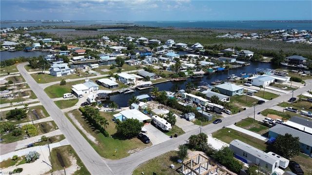2776 Patterson CT, St. James City, FL 33956