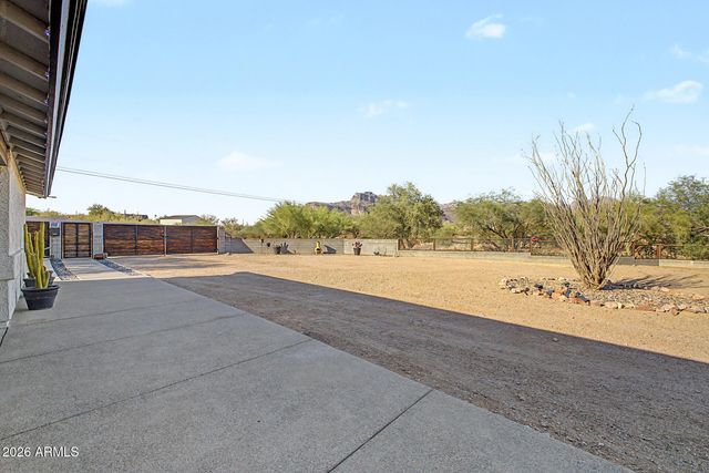 4863 E 18TH Avenue, Apache Junction, AZ 85119