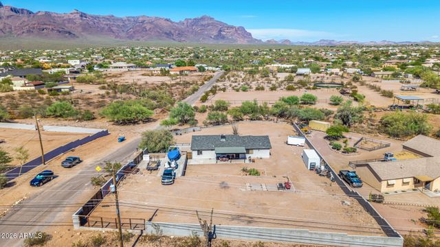 4863 E 18TH Avenue, Apache Junction, AZ 85119