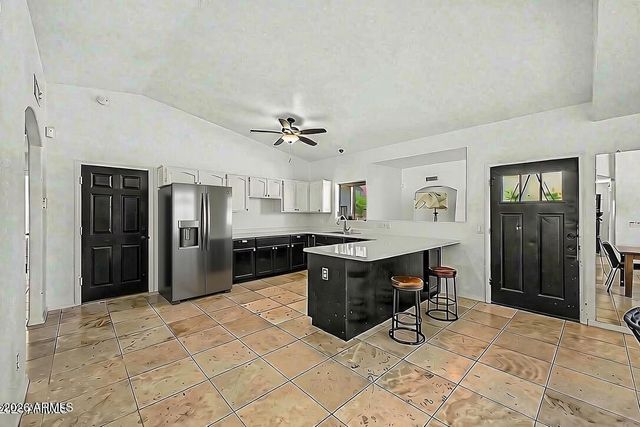4863 E 18TH Avenue, Apache Junction, AZ 85119