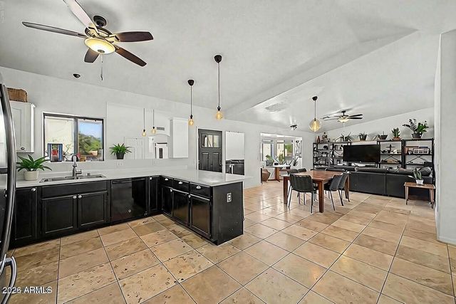 4863 E 18TH Avenue, Apache Junction, AZ 85119