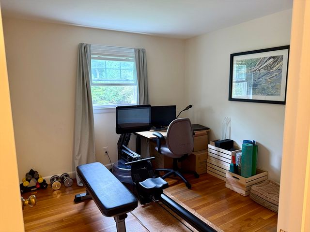 105 Parker Rd, Wellesley, MA 02482
