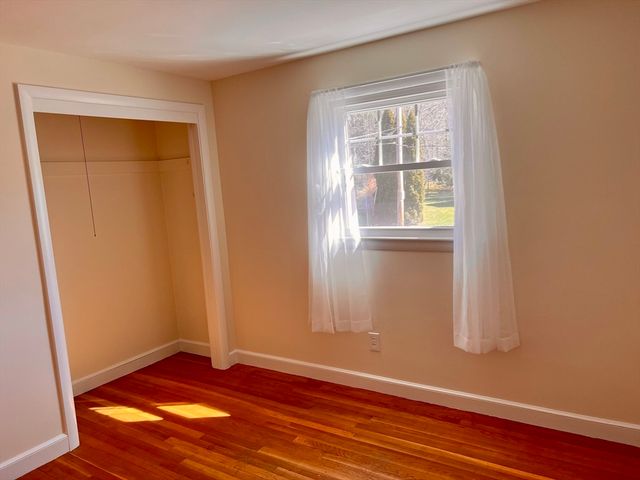 105 Parker Rd, Wellesley, MA 02482