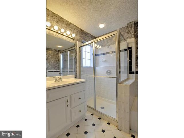 45 CONSTITUTION CT, Chesterbrook, PA 19087