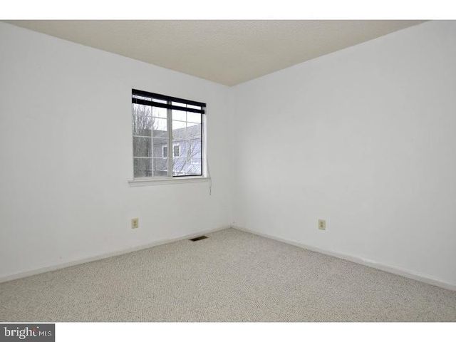 45 CONSTITUTION CT, Chesterbrook, PA 19087