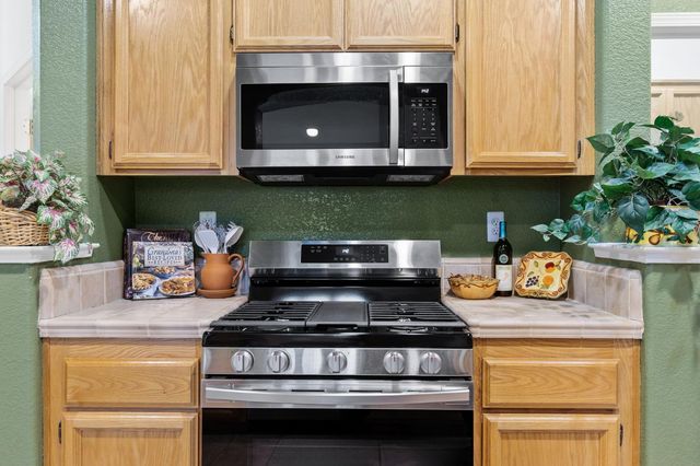 3873 Chimney Rock Way, Sacramento, CA 95834