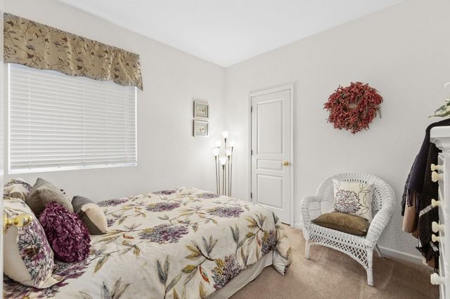 3873 Chimney Rock Way, Sacramento, CA 95834