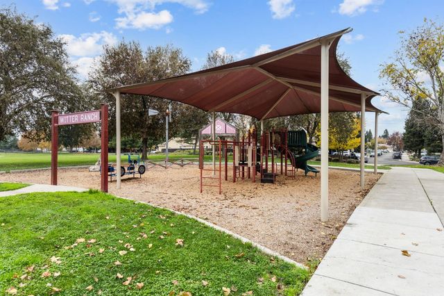 3873 Chimney Rock Way, Sacramento, CA 95834