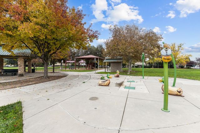 3873 Chimney Rock Way, Sacramento, CA 95834