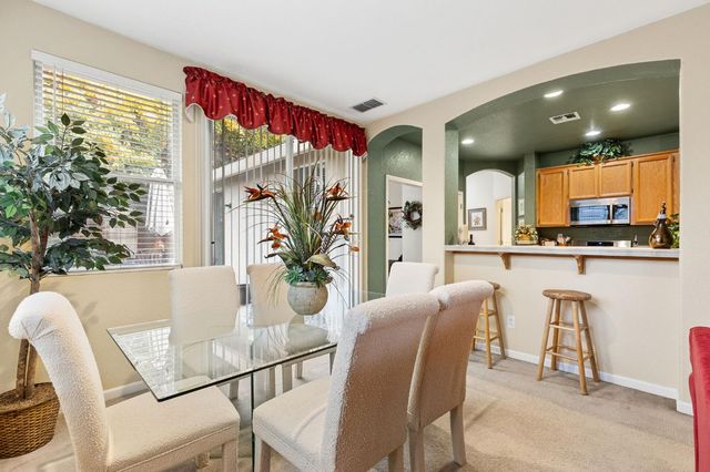 3873 Chimney Rock Way, Sacramento, CA 95834