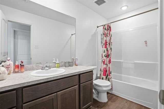 1224 Millpointe Lane, Dayton, TX 77535