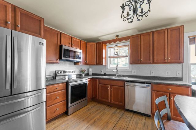 43 Davis Street, Claremont, NH 03743