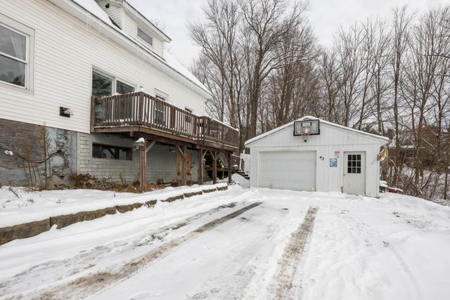 43 Davis Street, Claremont, NH 03743