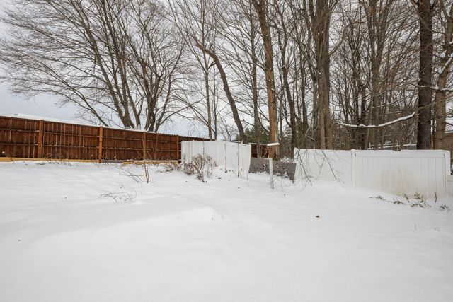 43 Davis Street, Claremont, NH 03743