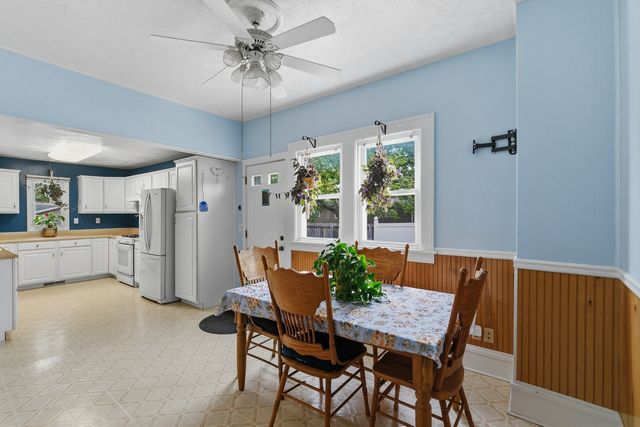 2112 32nd Street, Rock Island, IL 61201