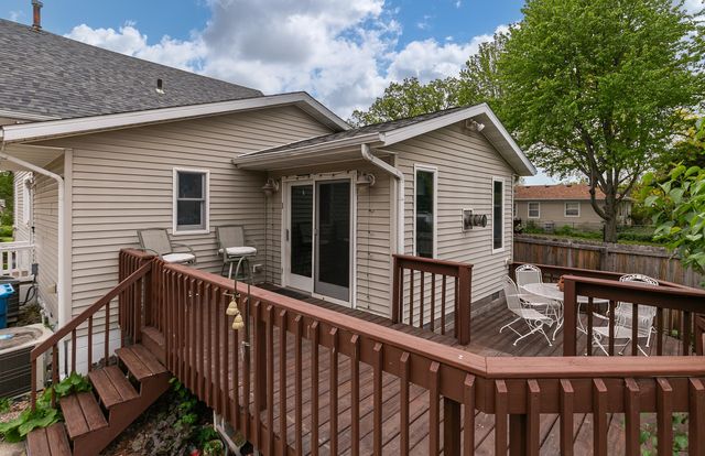 2112 32nd Street, Rock Island, IL 61201