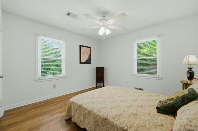 2185 Trailwood Drive SE, Smyrna, GA 30080