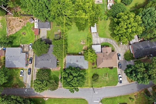 2185 Trailwood Drive SE, Smyrna, GA 30080