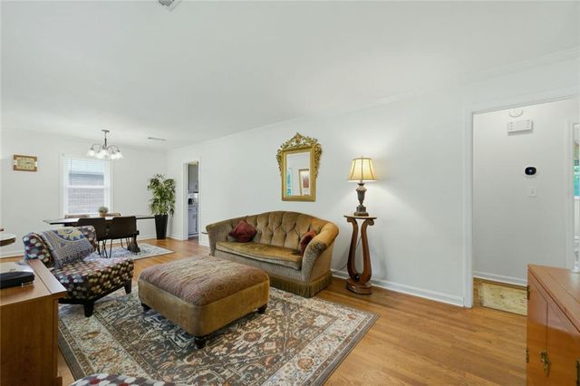 2185 Trailwood Drive SE, Smyrna, GA 30080