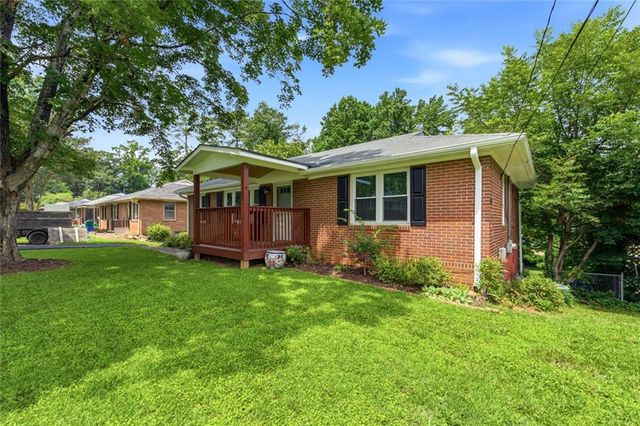 2185 Trailwood Drive SE, Smyrna, GA 30080