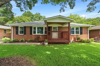 2185 Trailwood Drive SE, Smyrna, GA 30080