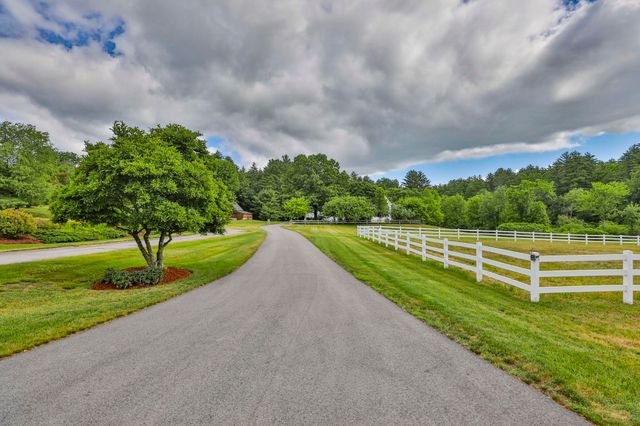 66A Merrimack Road, Amherst, NH 03031