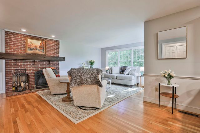 66A Merrimack Road, Amherst, NH 03031
