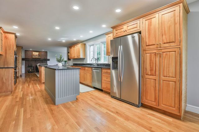 66A Merrimack Road, Amherst, NH 03031