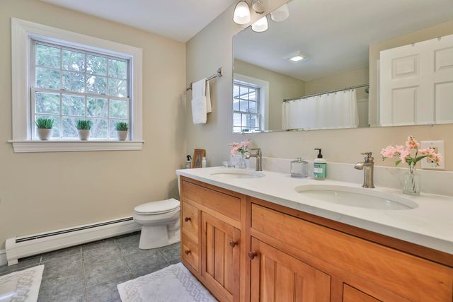 66A Merrimack Road, Amherst, NH 03031